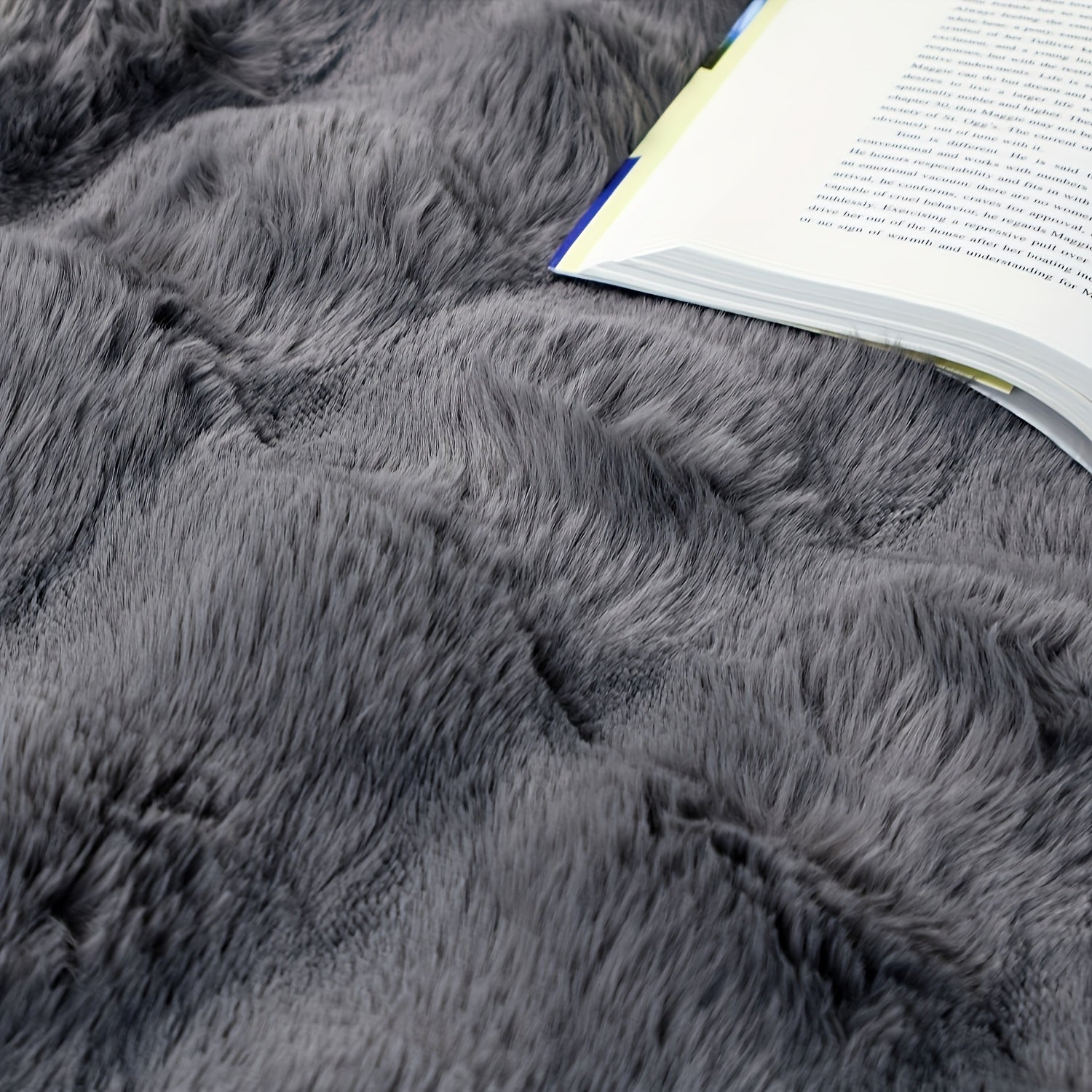 Faux Rabbit Fur Blanket in Black